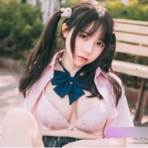 某推六味帝皇酱COS作品合集12套4G宝藏级