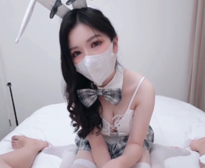 狐不妖口罩热舞私密收藏5V1.6G剧情演绎