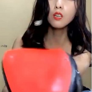 LisaQueen蜜桃臀御姐范视频合集88部套路直播50G