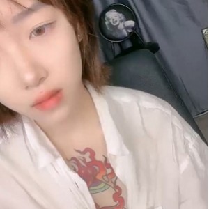 纹满背18吖热舞视频24部推特合集20.5G反差感十足