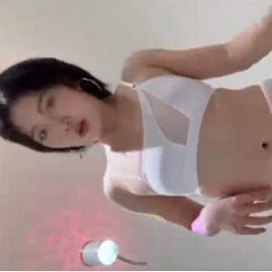 思羽维拉私定视频合集5部1.32G超绝视角