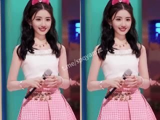 太诱惑小樱推特怼脸脱衣22部160MB