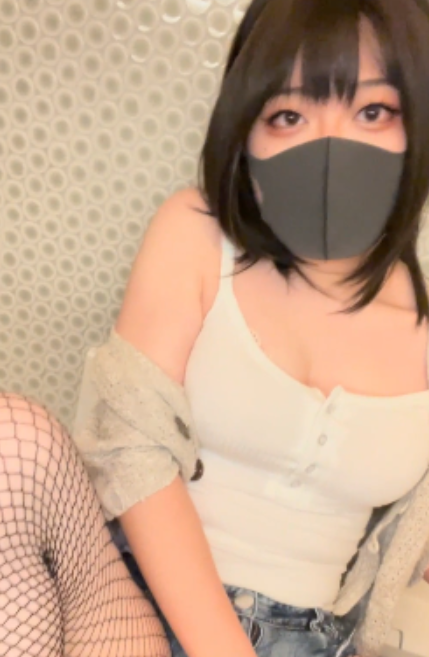 Rr43967部霓虹南娘热舞1.27G超带感