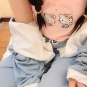 粉嫩学生妹自拍视频1部554m初体验热辣资源太嫩了