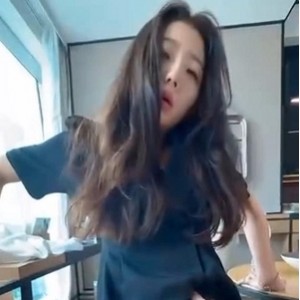 诱人张津瑜私密视频合集微博8V450M