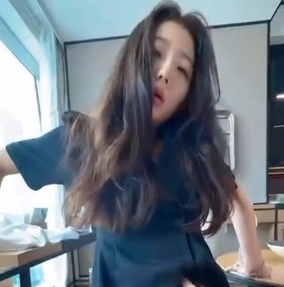 诱人张津瑜私密视频合集微博8V450M