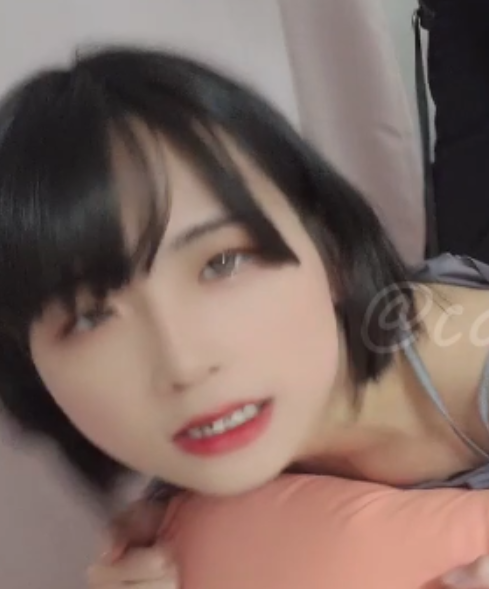 LUA伪娘CD系列73部20.9G推特热传