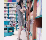 Roxy奴隶妻推特私密视频89部1.1G优质身材