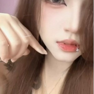 季伯常收割良家生活照78部1.8G劲爆对比