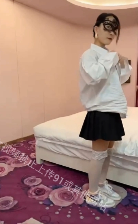 绿帽妻子系列17部21G妻子