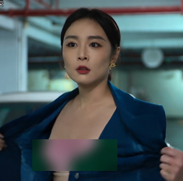 脱衣视频高叶李一桐某房合集50V150M太诱人