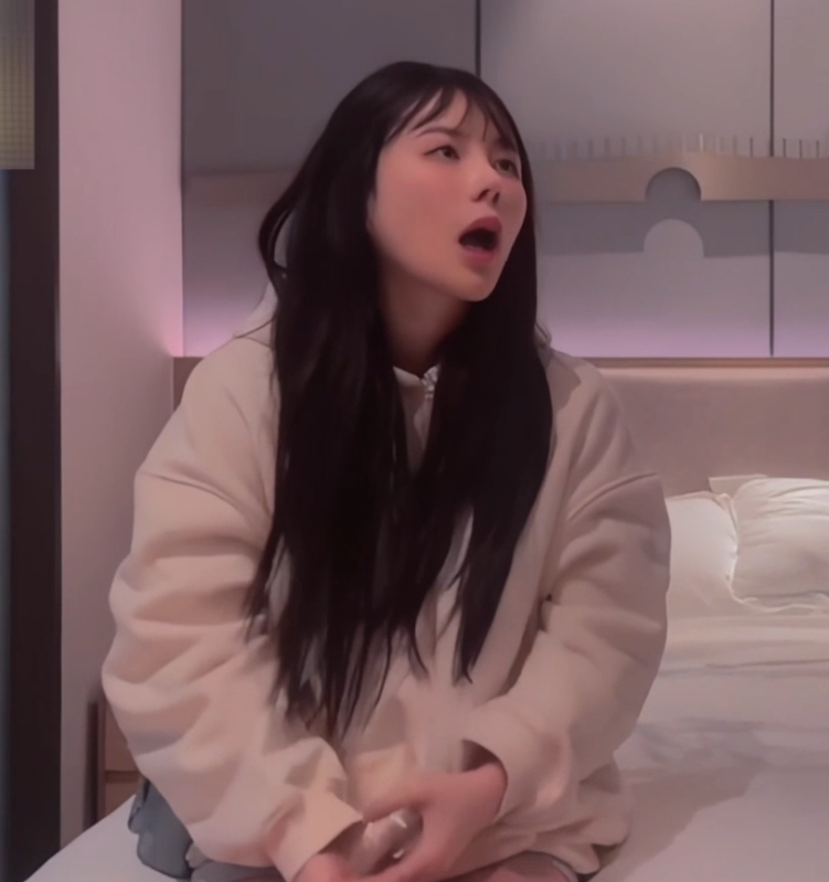 手机约拍柒哥清纯妹实战1v优质1.2G