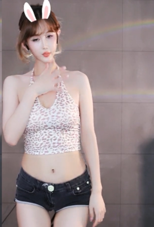 乔巴音网易CC热舞62V9.5G火辣合集