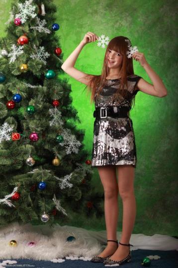 推特CandydollEvar私房照10000P17.7G汁水横流