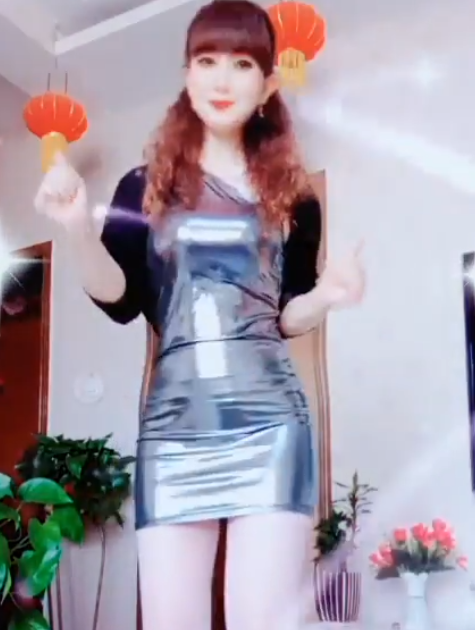 甜甜姐快手热舞合集50部30G太诱人