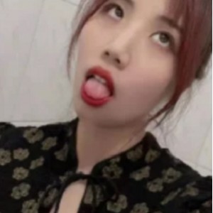 网盘李彤等7位泄密展示35V412M太诱人