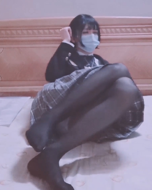 曦曦伪娘野外合集推特49V10.2G骚气诱人