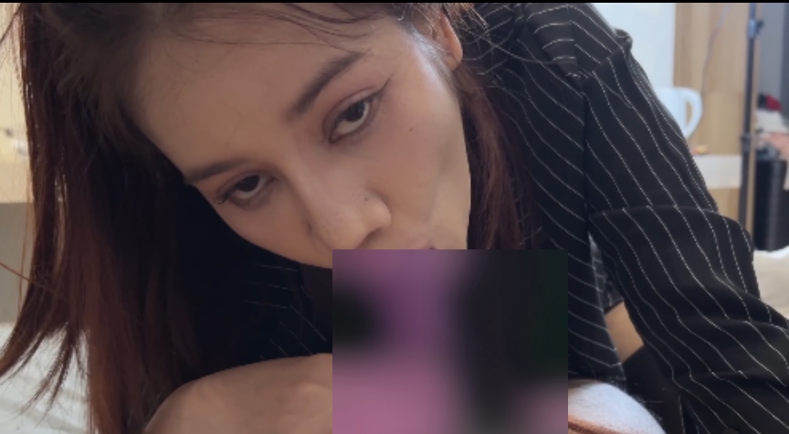 推特贝拉情侣黑丝合集11v24.4g蜜桃臀