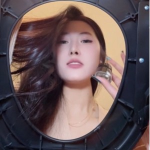 娩娩婏婏玩物直播香水羞辱1V400MB窒息视角