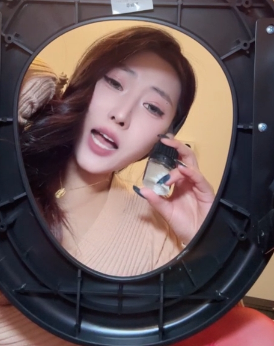 娩娩婏婏玩物直播香水羞辱1V400MB窒息视角