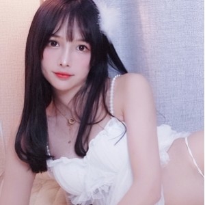 某站奶瓶儿最火辣作品7V合集5.88G