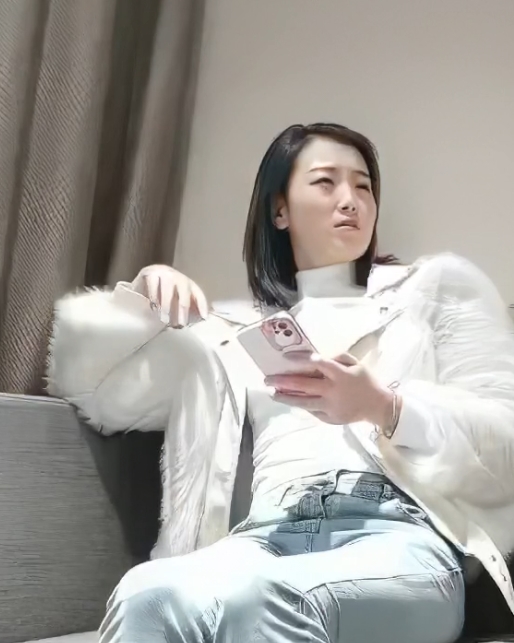 伟哥探花足浴偷吃视频1部2.6G优质少妇