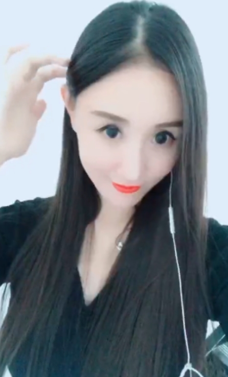 九尾狐丝足福利易直播合集35部50G诱人