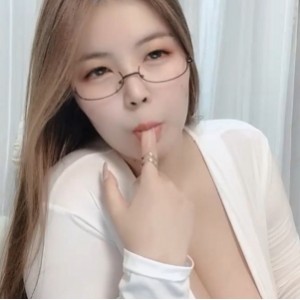 超清yana_ccstripchat大摆锤7v27.5G火辣