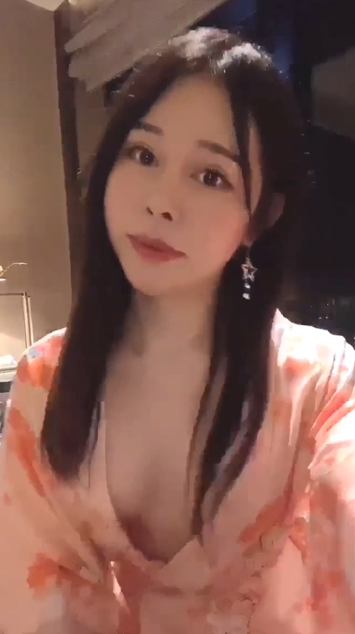 推特张思妮女装视频合集88部50.9g太顶了