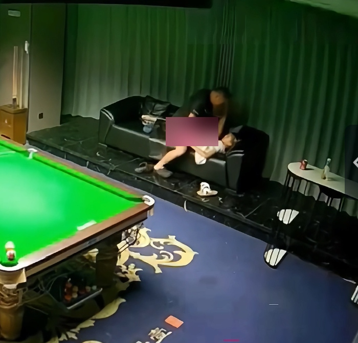 火爆壹号台球厅探探互动视频1部1.47G诱人