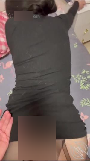 海角少妇邻居猎奇31v合集9.1g感觉背德