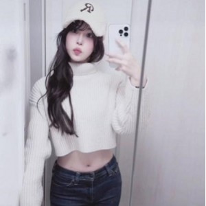 合集35部樱花妹Ycancan推特福利姬80G真大