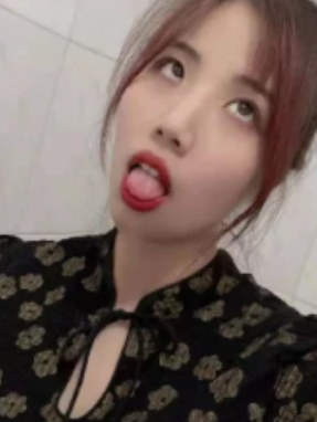 412M微博李彤21V三人游合集太诱惑