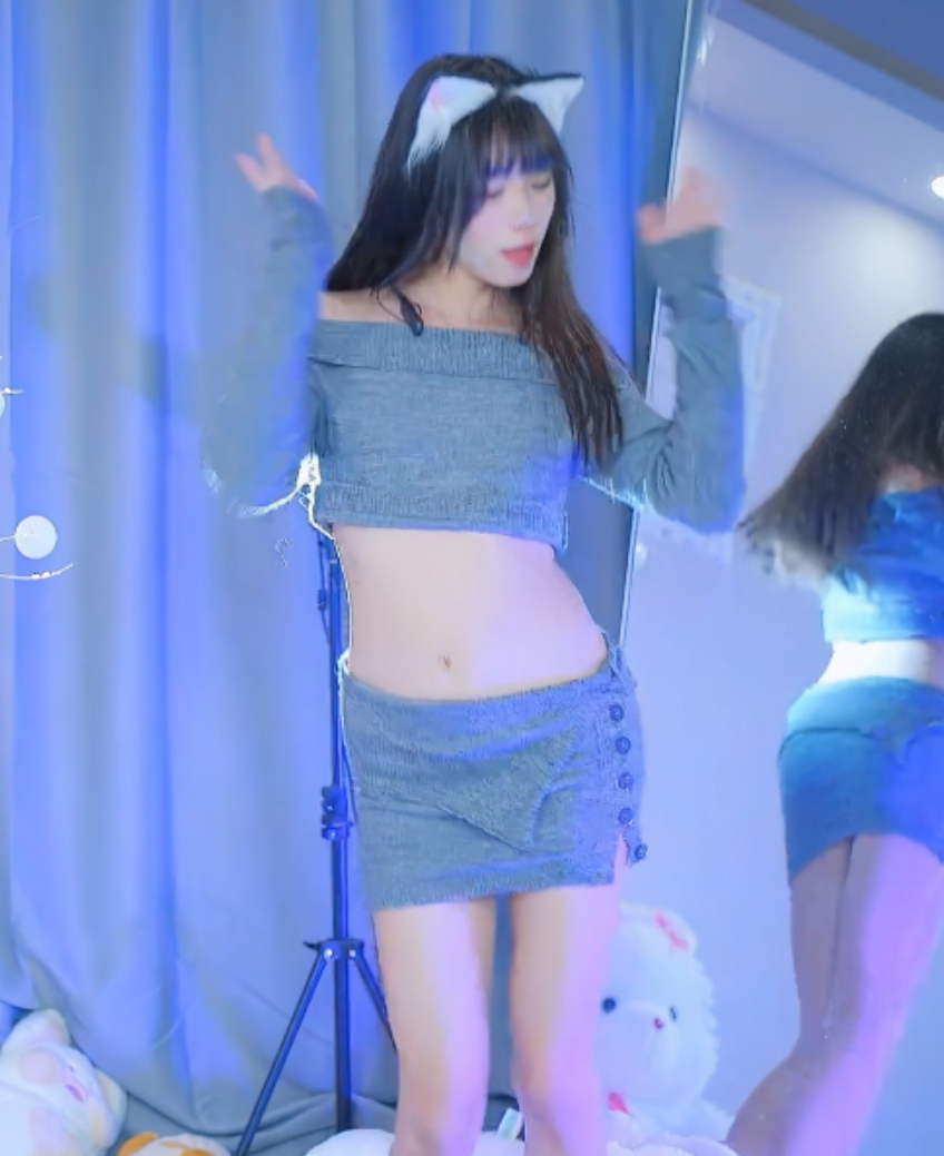 咬一口兔娘热舞合集15部6.2G超诱人