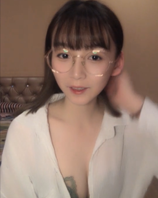 推特椒妹热舞75部33G呐喊连连