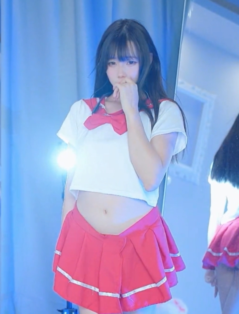 兔娘早期清纯热舞5V合集4G某站展示