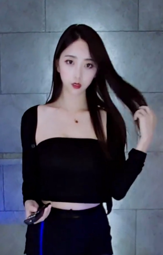 林软软虎牙热舞143G合集902部太撩人