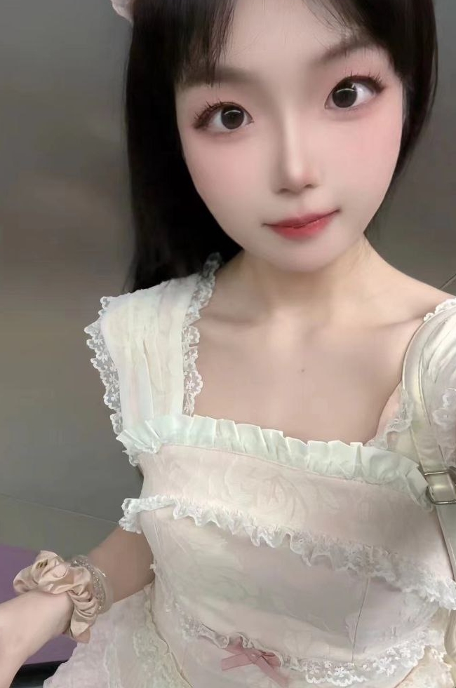 免费哥清清学长互动合集335V+102P7.91G动感狂飙