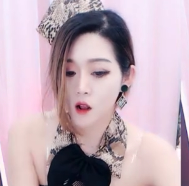 虎牙HD王妃热舞合集38V1.04G太撩人