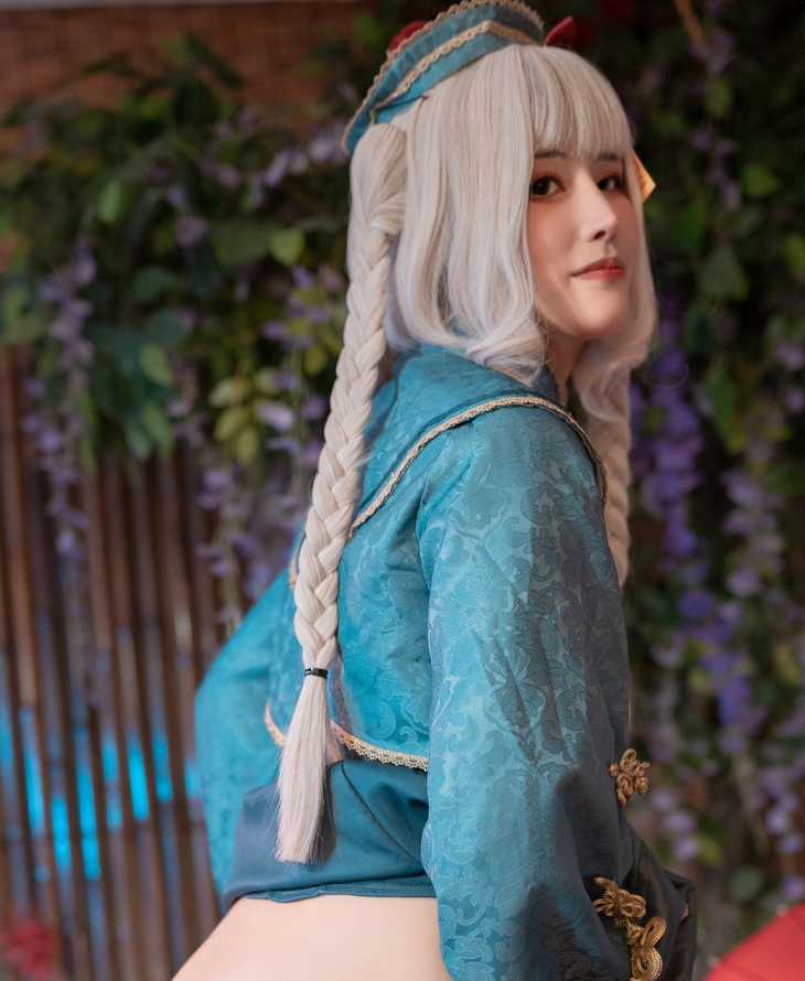 鹿八岁珍藏版56套作品合集71.8G童颜大罩杯太顶了