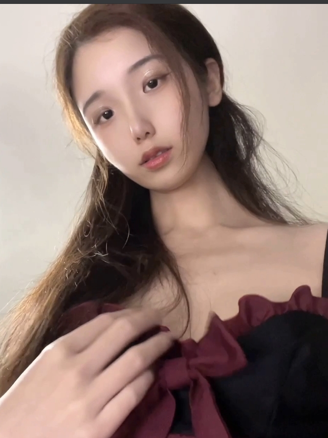 推特Pudding果冻小姐反差视频合集9部222MB太诱惑了