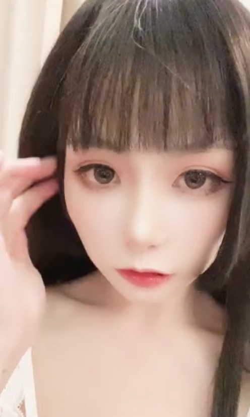 喵小吉93套福利集珍藏版196.5G推特展示