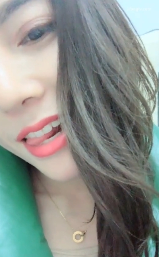 叶子姐姐户外勾引88部159G女王木兰