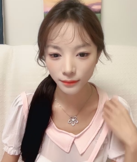 **福利基地小熊宝宝283V直播合集256G劲爆**