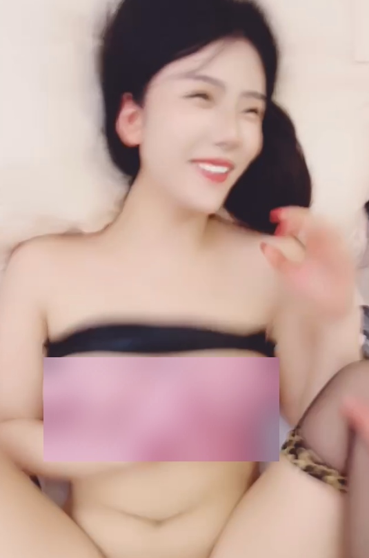 斗鱼小白兔双人互动劲爆合集91V81G