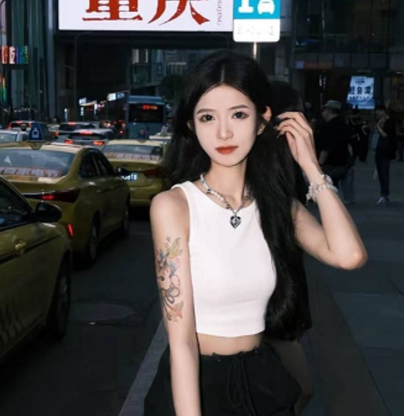 网红Gdsqx欲拒还迎3V合集368M够顶