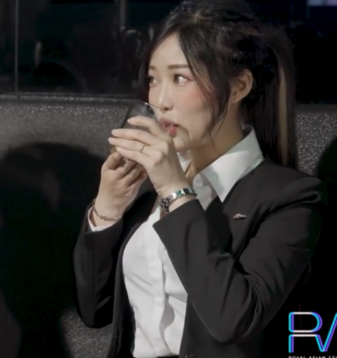 传媒新人王15部9.1G超火辣