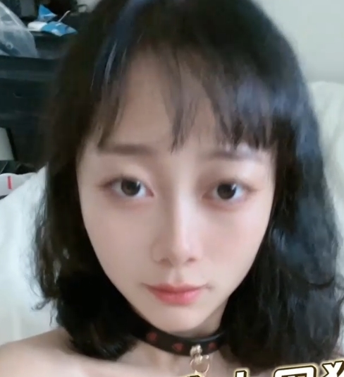 黑猫露娜私拍推特21G大四学生妹20部绝美