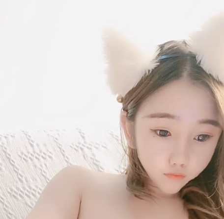 百度小耳朵呀私人视频合集14部16.7G身材火辣