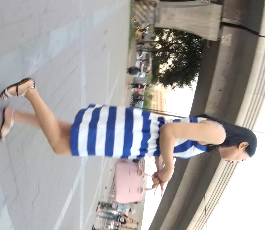 地铁街拍CD系列48G机场特辑劲爆装束